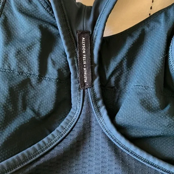 Athleta • sports bra - Picture 3 of 5